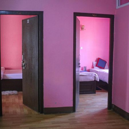 Hotel Chandragiri Paradise Катманду Екстериор снимка