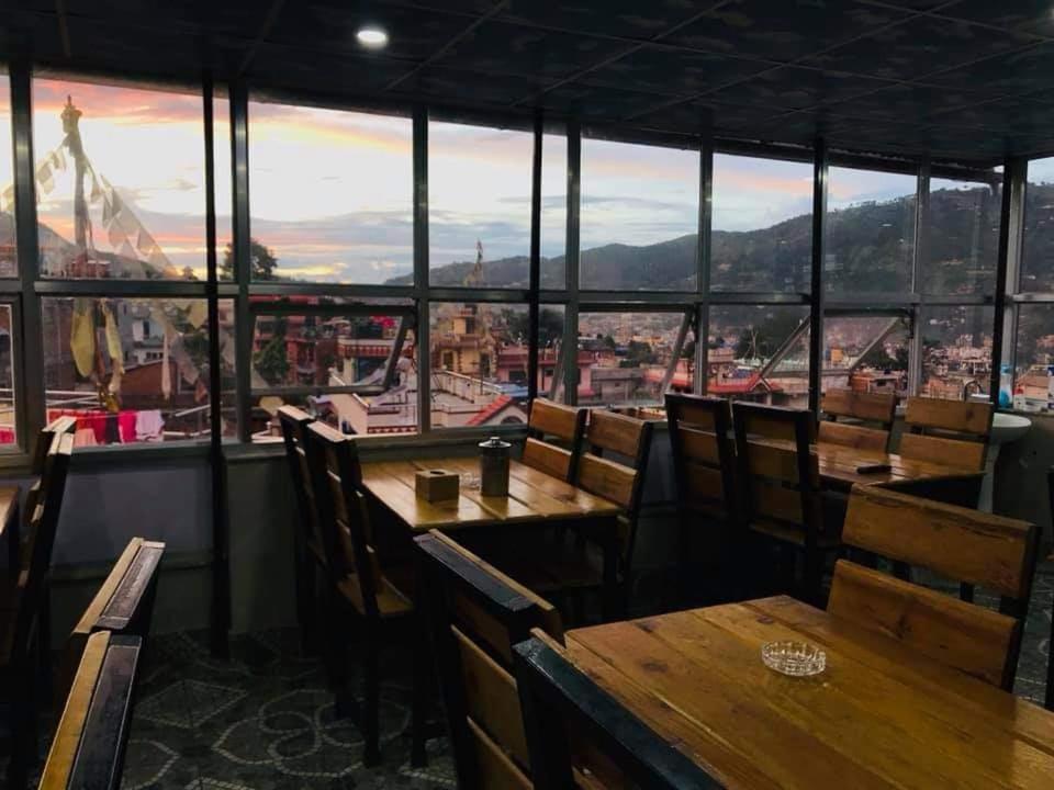 Hotel Chandragiri Paradise Катманду Екстериор снимка