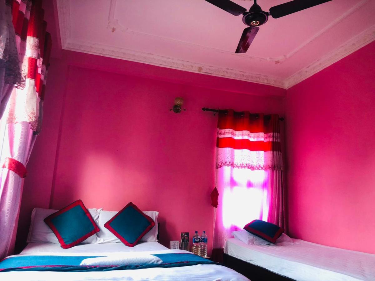 Hotel Chandragiri Paradise Катманду Екстериор снимка