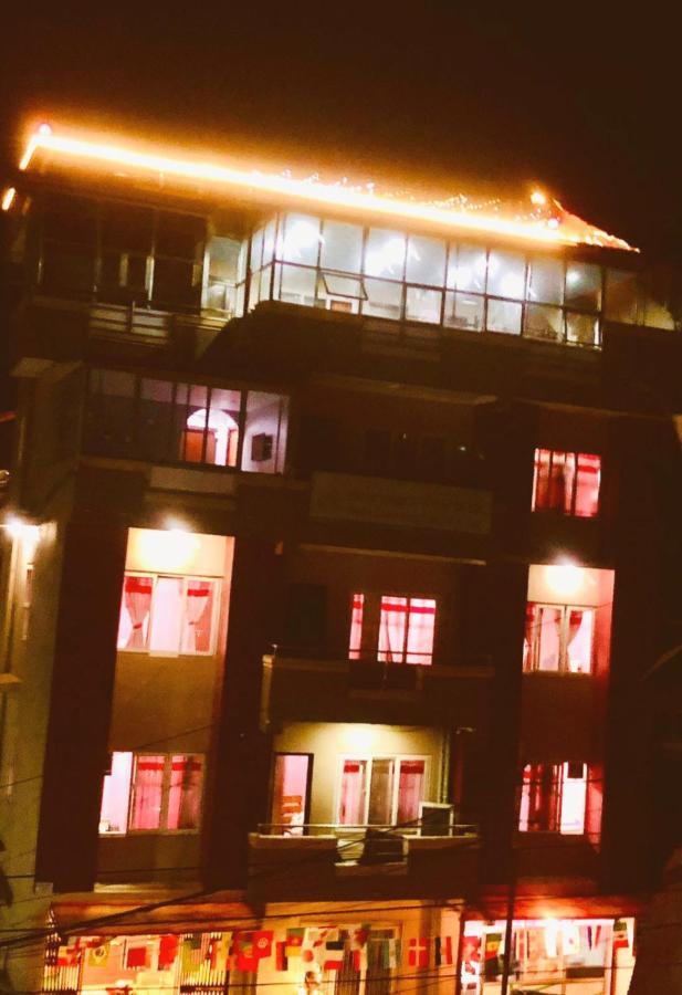 Hotel Chandragiri Paradise Катманду Екстериор снимка