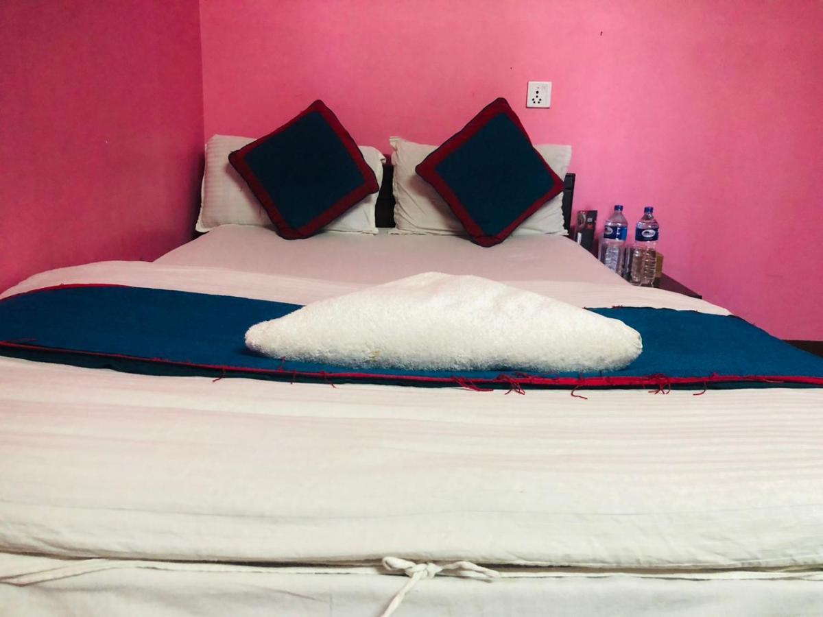 Hotel Chandragiri Paradise Катманду Екстериор снимка