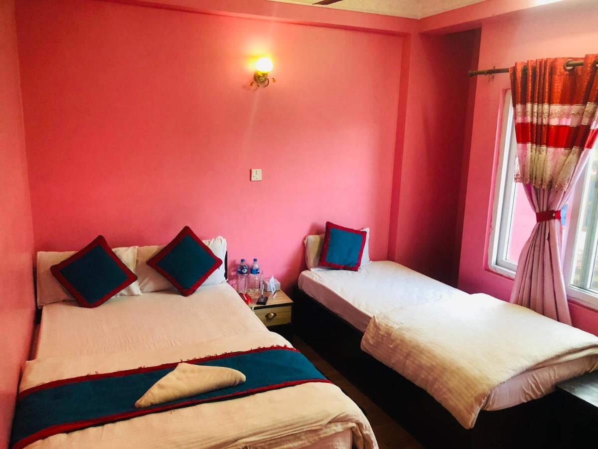 Hotel Chandragiri Paradise Катманду Екстериор снимка