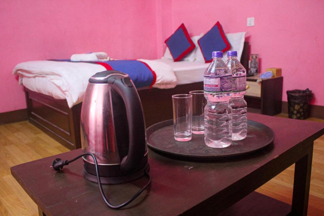 Hotel Chandragiri Paradise Катманду Екстериор снимка