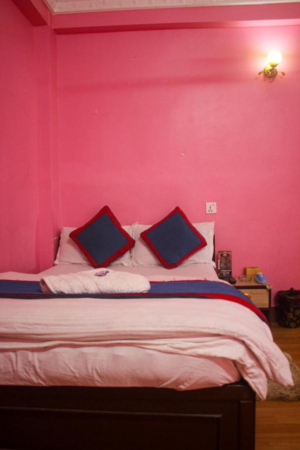Hotel Chandragiri Paradise Катманду Екстериор снимка
