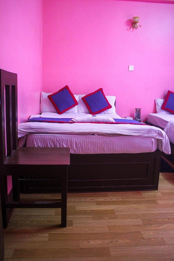 Hotel Chandragiri Paradise Катманду Екстериор снимка