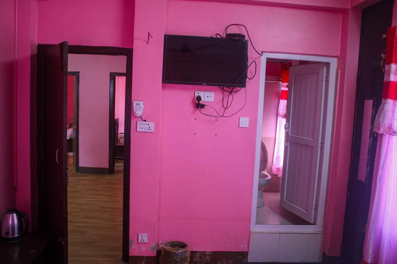 Hotel Chandragiri Paradise Катманду Екстериор снимка